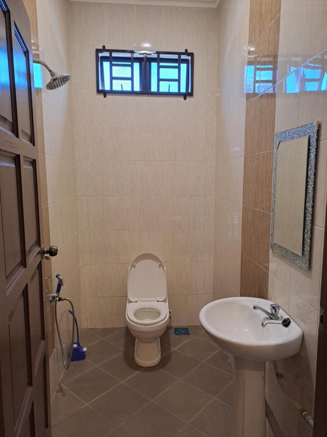 Zn Homestay Gong Badak Kampong Pengkalan Maras Екстер'єр фото